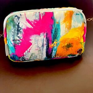 Lululemon Crossbody Belt Bag Fanny Bag Original Size Multicolor!